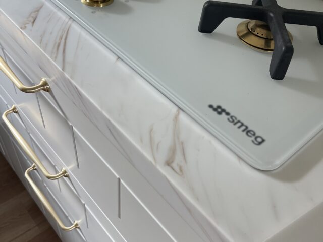 Custom Vs. Stock: Choosing The Right Cabinet Handles For Your Renovation