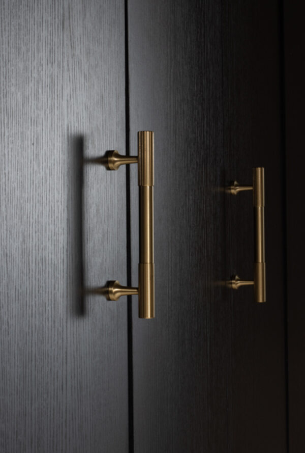 KT&CO Kitchen cabinet handles antique aged brass Rose Bay - Image 3