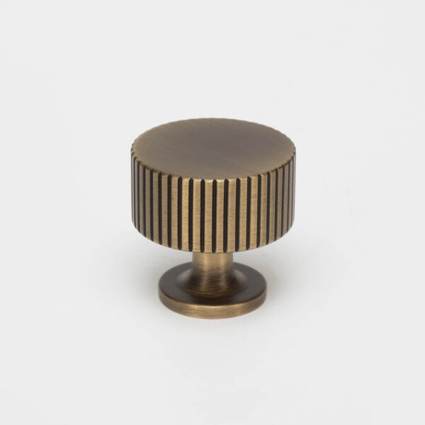 KT&CO Kitchen drawer knobs antique aged brass Rose Bay - Image 4